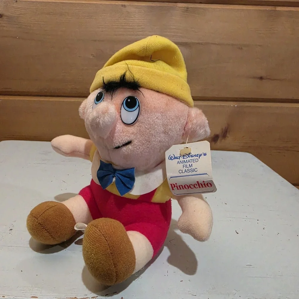 Lot of 4 Vintage Disney 8